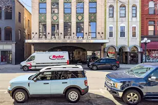 212 N Center St, Bloomington, IL 61701 - Photo 15