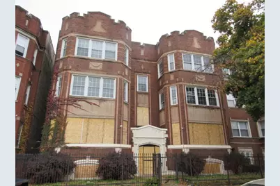 7608 - 10 S Phillips Avenue, Chicago, IL 60649 - Photo 1