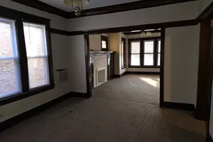 7517 S Green St, Chicago, IL 60620 - Photo 9