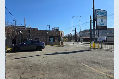 2640 E 75th Street, Chicago, IL 60649 - Photo 9