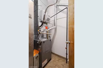 1471 W Irving Park Road, Chicago, IL 60613 - Photo 13