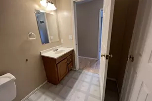 919 N Lee St, Bloomington, IL 61701 - Photo 21