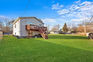 1313 Melrose Ave, Round Lake Beach, IL 60073 - Photo 15