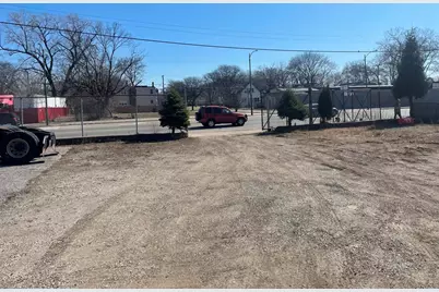 5734 S Ashland Avenue, Chicago, IL 60636 - Photo 5