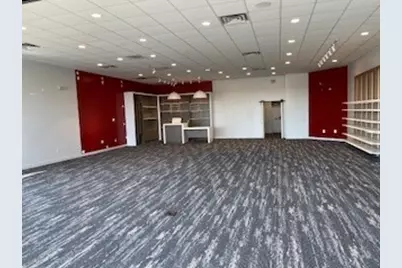 2211 Sycamore Road, Dekalb, IL 60115 - Photo 3