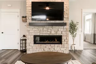 28 Kloe Ln, Sycamore, IL 60178 - Photo 27