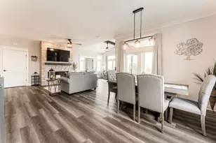 28 Kloe Ln, Sycamore, IL 60178 - Photo 3