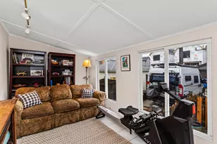 5229 W Carmen Ave, Chicago, IL 60630 - Photo 17