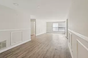 17306 Burr Oak Ln, Hazel Crest, IL 60429 - Photo 7