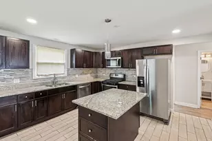 17306 Burr Oak Ln, Hazel Crest, IL 60429 - Photo 11