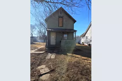909 W 6th Street, Sterling, IL 61081 - Photo 1