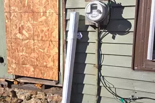 909 W 6th St, Sterling, IL 61081 - Photo 11