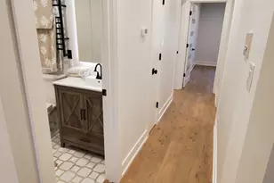 916 Surrey Dr, Schaumburg, IL 60193 - Photo 27