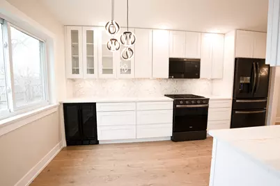 916 Surrey Drive #A1, Schaumburg, IL 60193 - Photo 3