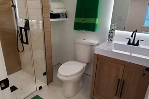 916 Surrey Dr, Schaumburg, IL 60193 - Photo 29