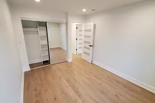 916 Surrey Dr, Schaumburg, IL 60193 - Photo 27