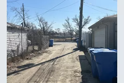 9815 S Carpenter Street, Chicago, IL 60643 - Photo 5