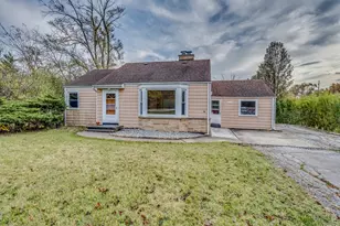 17W517 Manor Ln, Villa Park, IL 60181 - Photo 1