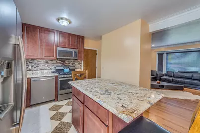 17W517 Manor Lane, Villa Park, IL 60181 - Photo 9