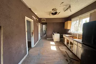 8412 S Exchange Ave, Chicago, IL 60617 - Photo 15