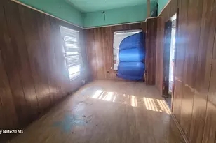 809 W Columbia St, Danville, IL 61832 - Photo 15