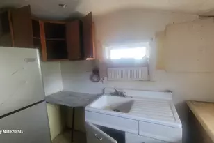 809 W Columbia St, Danville, IL 61832 - Photo 5