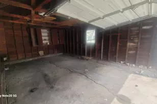 809 W Columbia St, Danville, IL 61832 - Photo 27