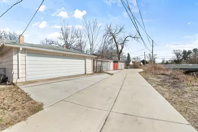 814 Norfolk Avenue, Westchester, IL 60154 - Photo 17