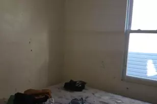 8121 S Coles Ave, Chicago, IL 60617 - Photo 7