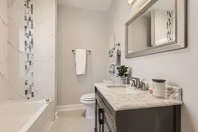 7237 S Luella Avenue, Chicago, IL 60649 - Photo 9