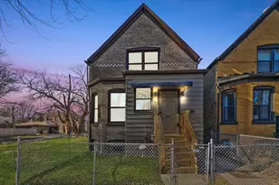7356 S Kenwood Ave, Chicago, IL 60619 - Photo 1