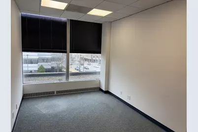 1 Dearborn Square #300, Kankakee, IL 60901 - Photo 7