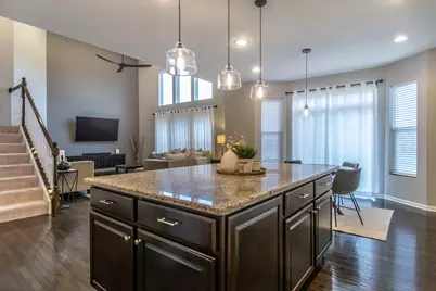 367 Bloomfield Circle E, Oswego, IL 60543 - Photo 5