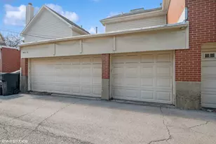 1881 N Poe St, Chicago, IL 60614 - Photo 25