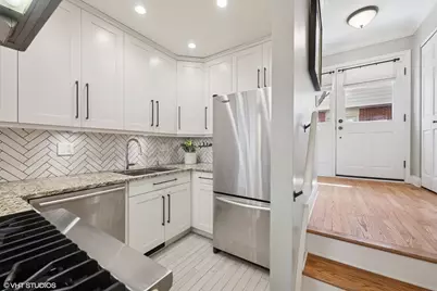 1881 N Poe Street #C, Chicago, IL 60614 - Photo 9