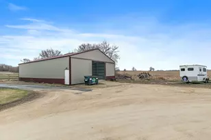 14N700 Factly Rd, Sycamore, IL 60178 - Photo 39