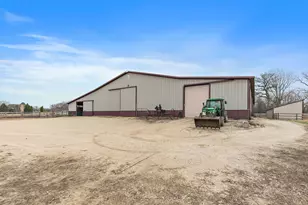 14N700 Factly Rd, Sycamore, IL 60178 - Photo 5