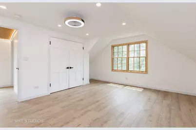 639 Harms Road, Glenview, IL 60025 - Photo 15