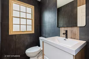 639 Harms Rd, Glenview, IL 60025 - Photo 11