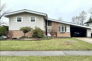 206 Westwood Dr, Park Forest, IL 60466 - Photo 1