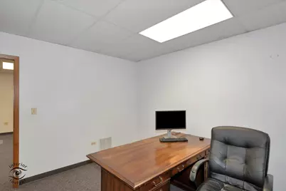 38 N Cass Avenue, Westmont, IL 60559 - Photo 13