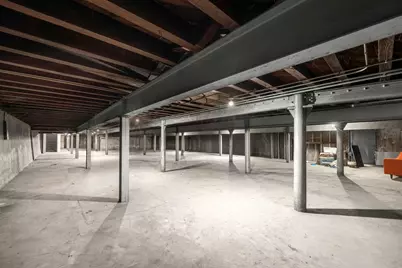 2327 N Milwaukee Avenue, Chicago, IL 60647 - Photo 17