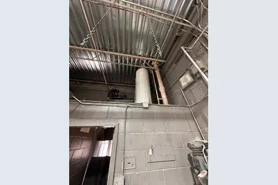 1058 W 111th Street, Chicago, IL 60643 - Photo 11