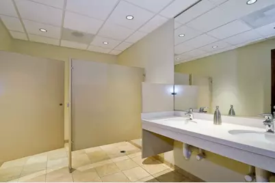 5364 W Devon Avenue, Chicago, IL 60646 - Photo 17