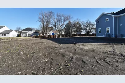 4012 Faith Lane, Saint Charles, IL 60174 - Photo 11