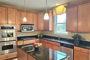 19723 Oakwood Ave, Lynwood, IL 60411 - Photo 11