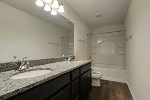 19723 Oakwood Ave, Lynwood, IL 60411 - Photo 5