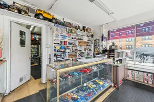 8257 S Racine Ave, Chicago, IL 60620 - Photo 15