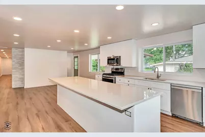 190 Pottawatomie Lane, New Lenox, IL 60451 - Photo 9