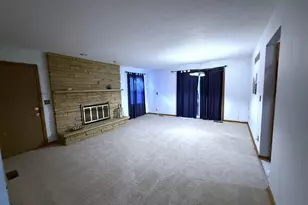 203 S Whitehead St, Tolono, IL 61880 - Photo 9